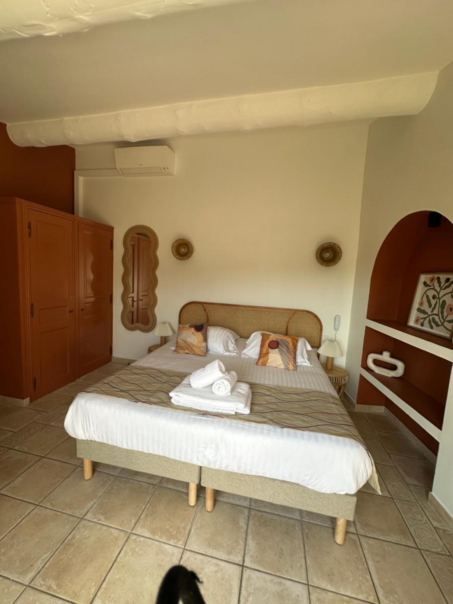 Mas Des Romarins, The Originals Relais Hotel 3*