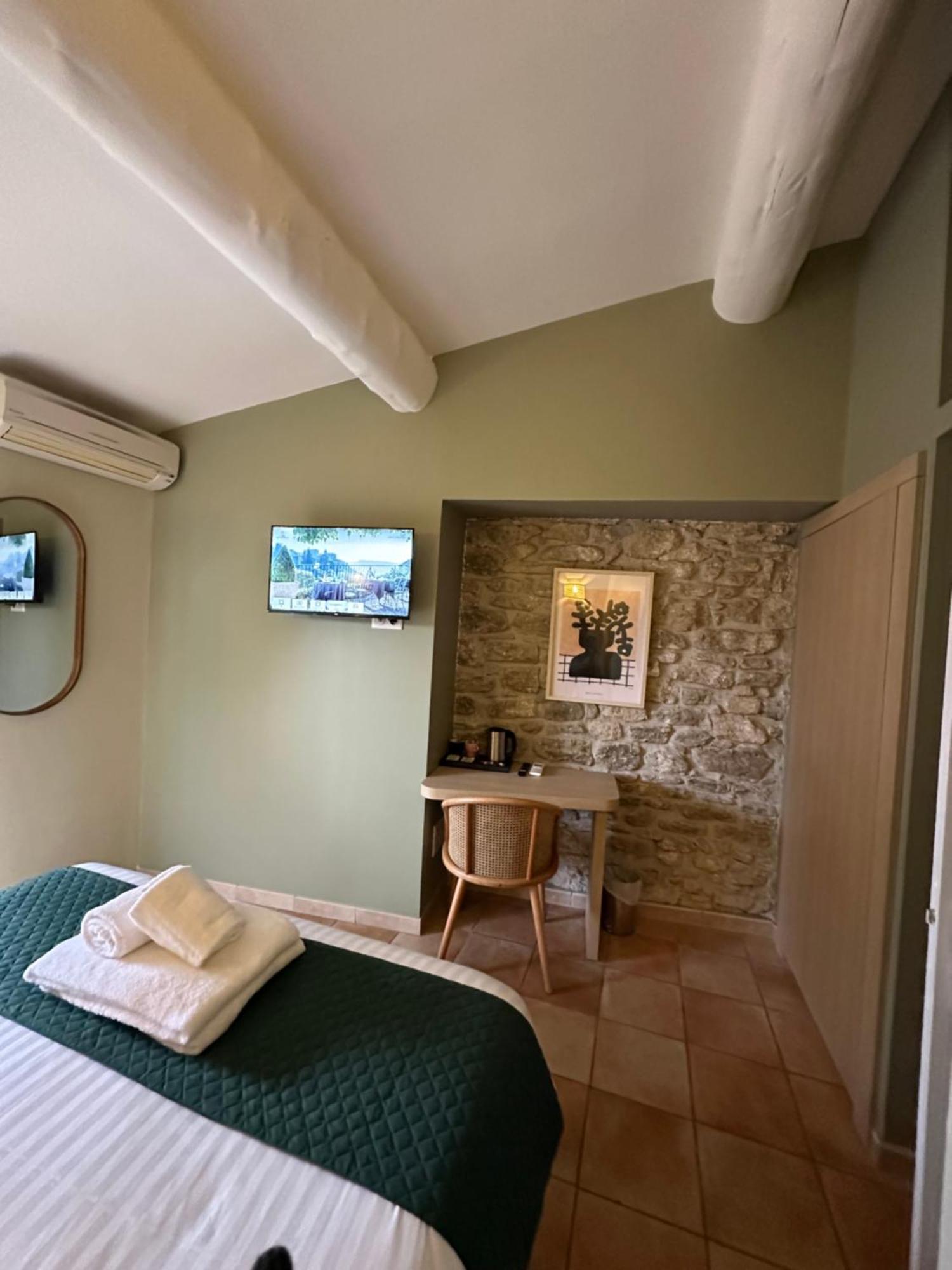 Hotel Mas Des Romarins, The Originals Relais Gordes
