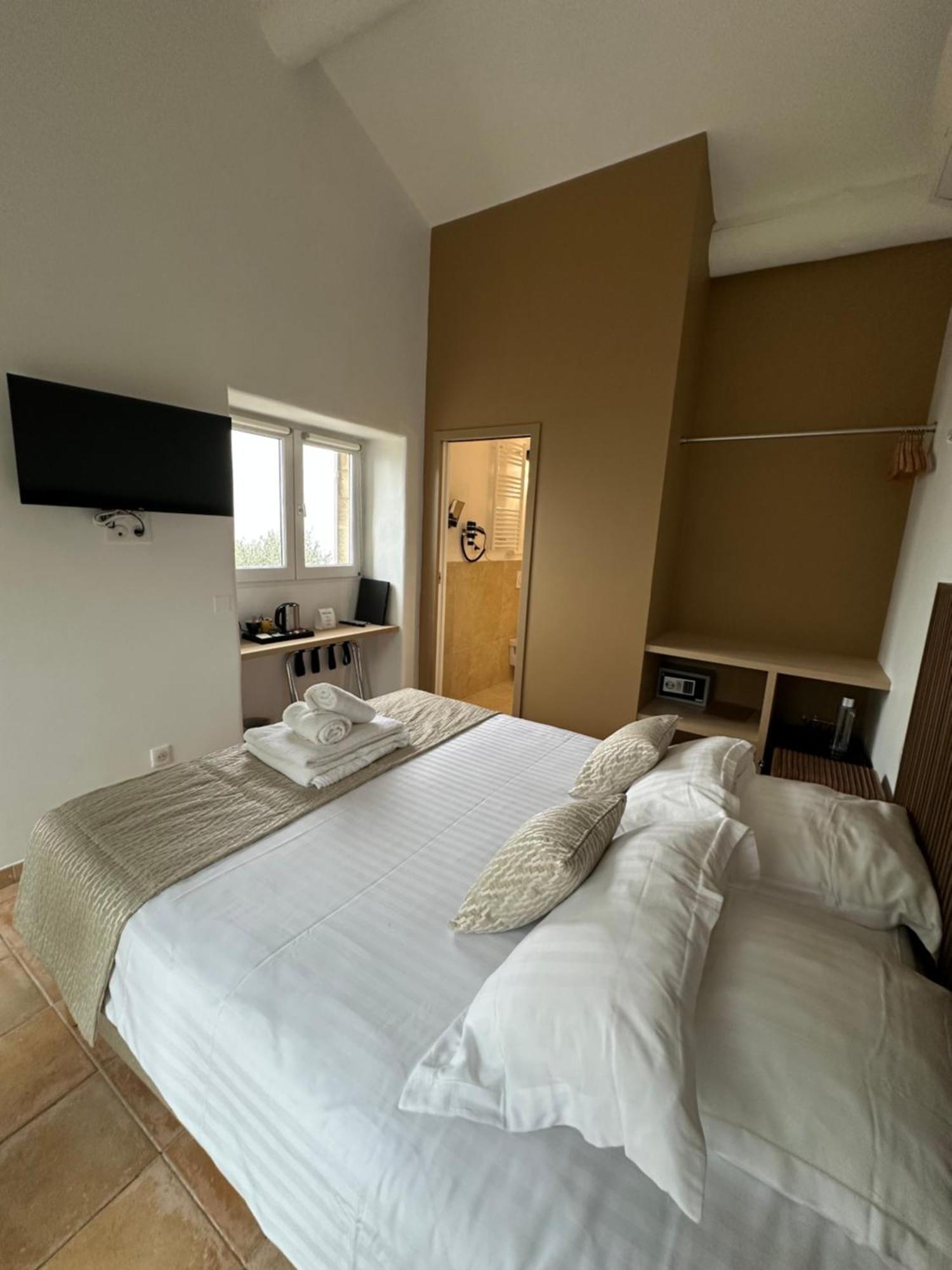 Mas Des Romarins, The Originals Relais Gordes