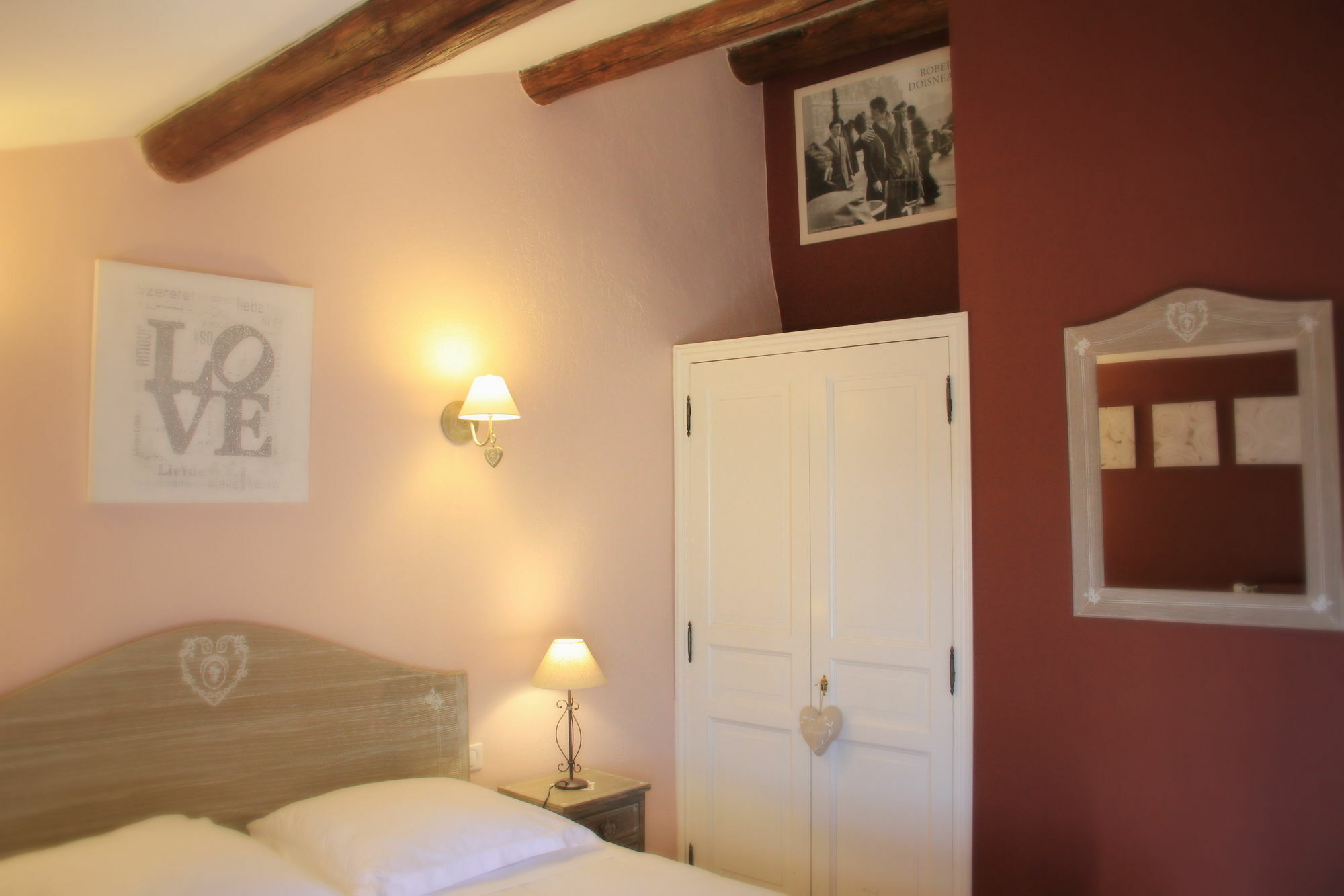 Hotel Mas Des Romarins, The Originals Relais 3*